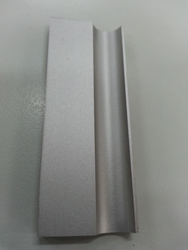 AL机型引入线控制不同路径下引入线2μm