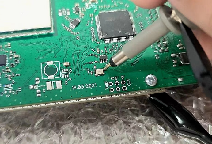 如何减少电路板寄生电容对贴片晶振的影响? 如何减少电路板寄生电容对贴片晶振的影响?